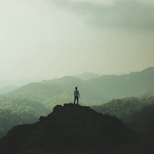 How general managers can master the 4 stages of succession planning for resilient leadership